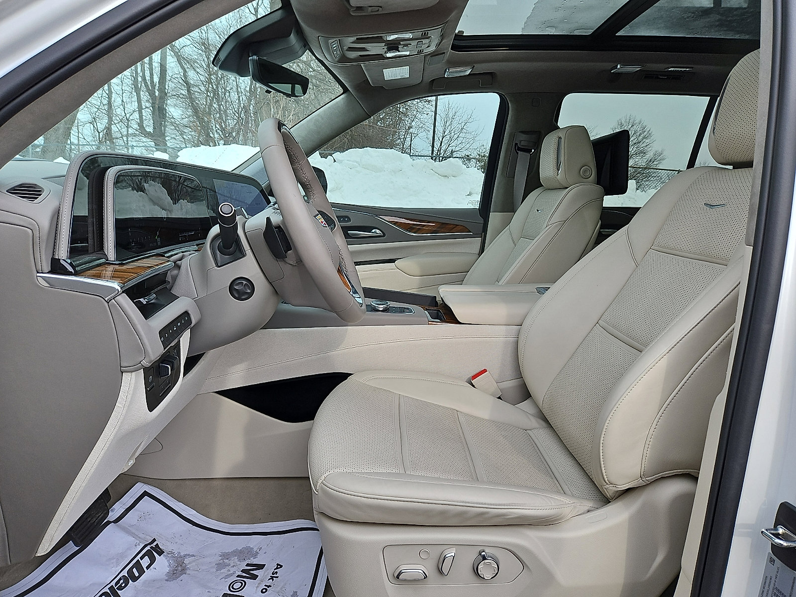 Certified 2024 Cadillac Escalade Sport Platinum image 14