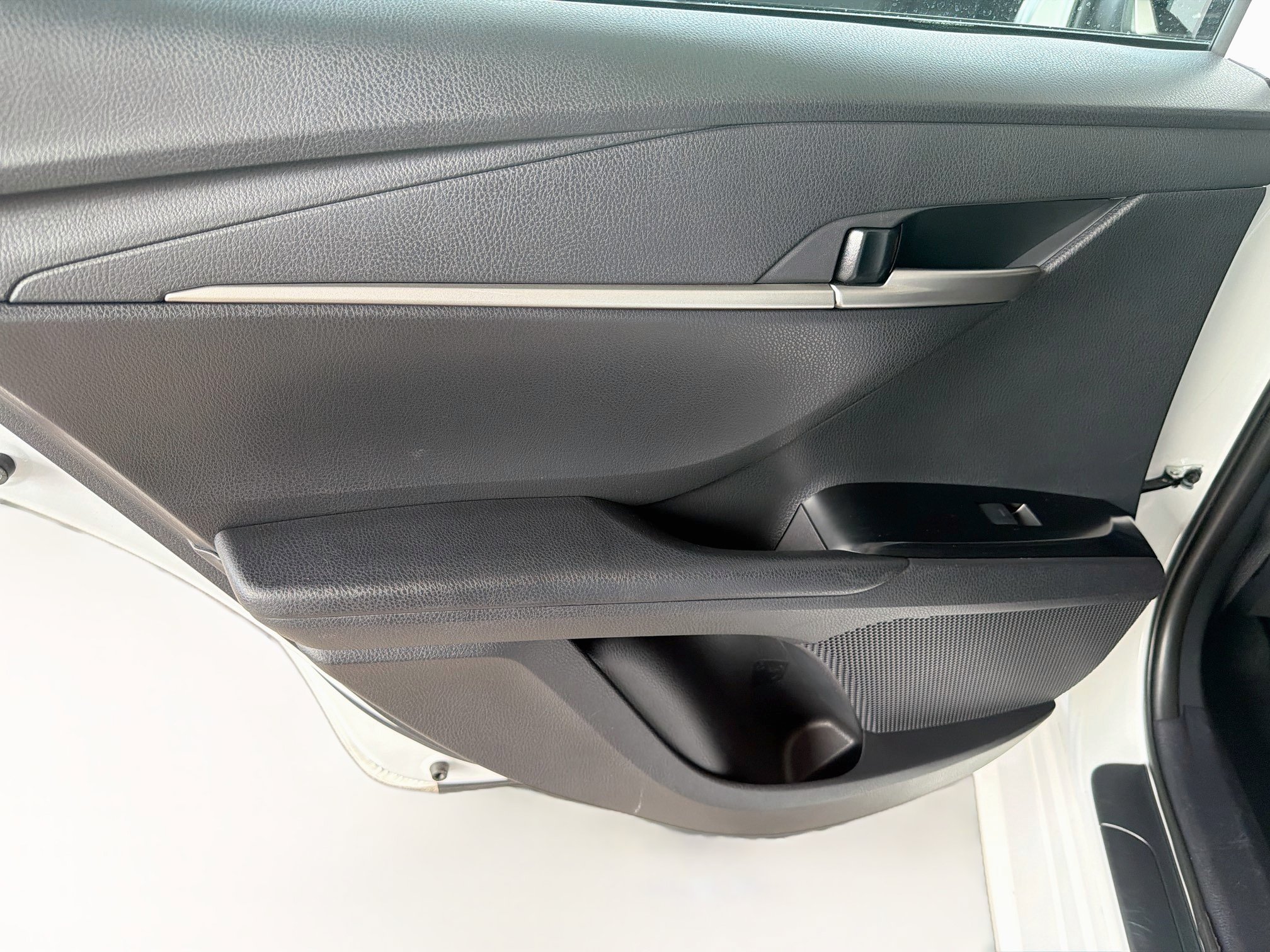 Used 2025 Toyota Camry LE FWD image 26