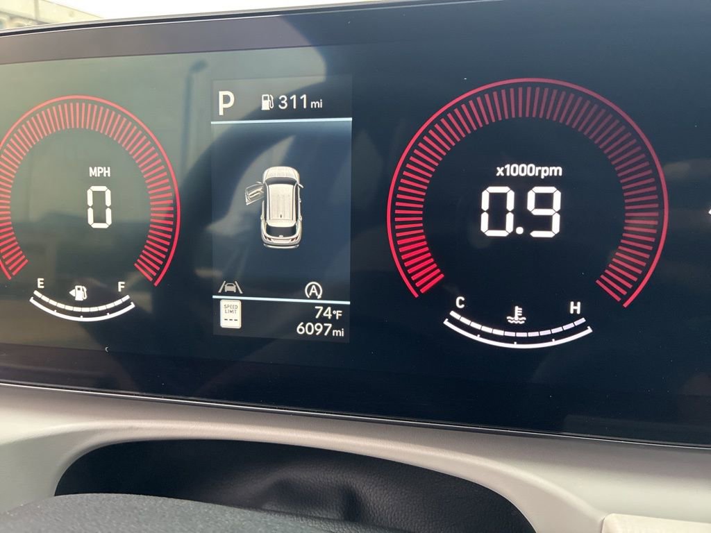 Certified 2025 Hyundai Tucson SEL image 18