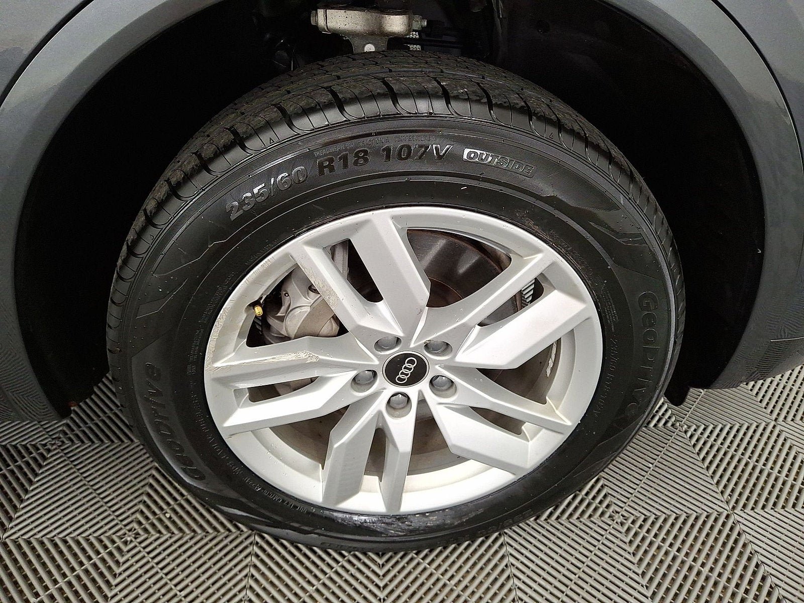 Used 2023 Audi Q5 2.0T Premium AWD/4WD image 19