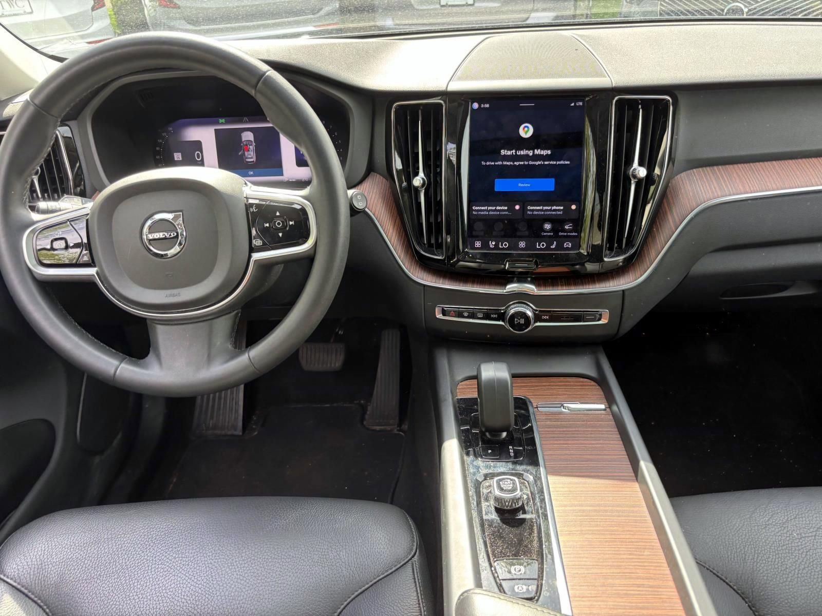 Used 2023 Volvo XC60 B5 Plus w/ Climate Package image 27