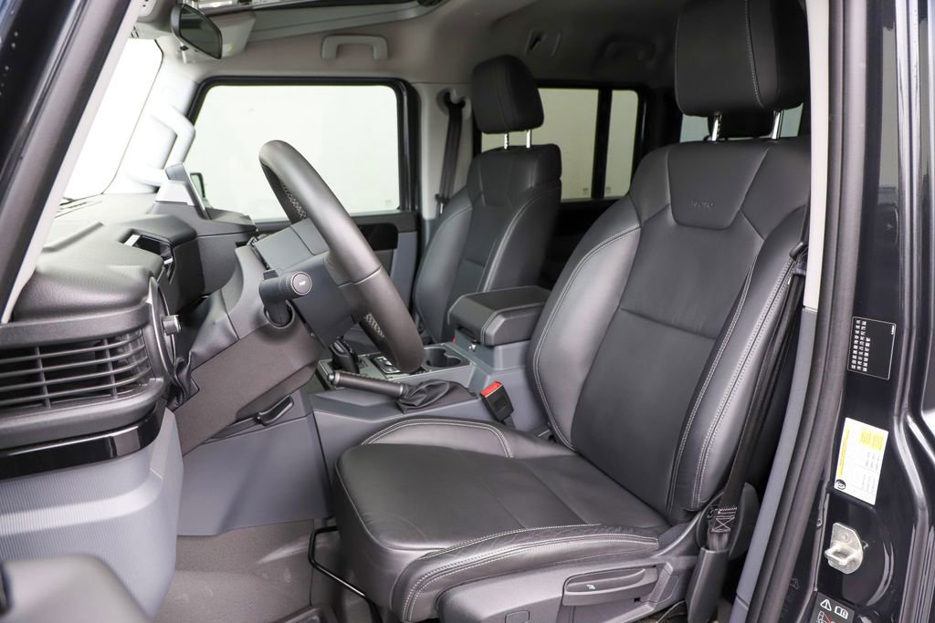 Used 2024 INEOS Grenadier Fieldmaster Edition image 29