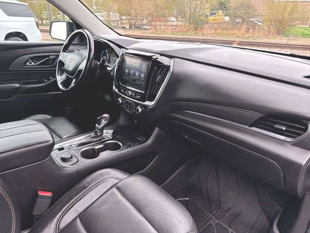 Used 2021 Chevrolet Traverse Premier w/ Redline Edition AWD/4WD image 30