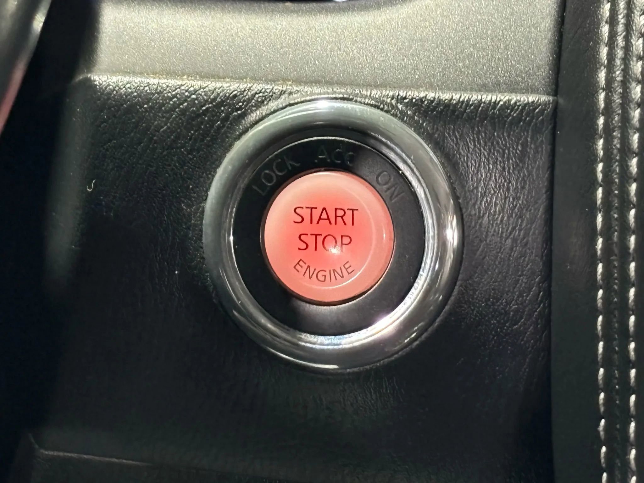 Used 2017 Nissan Armada SL image 27