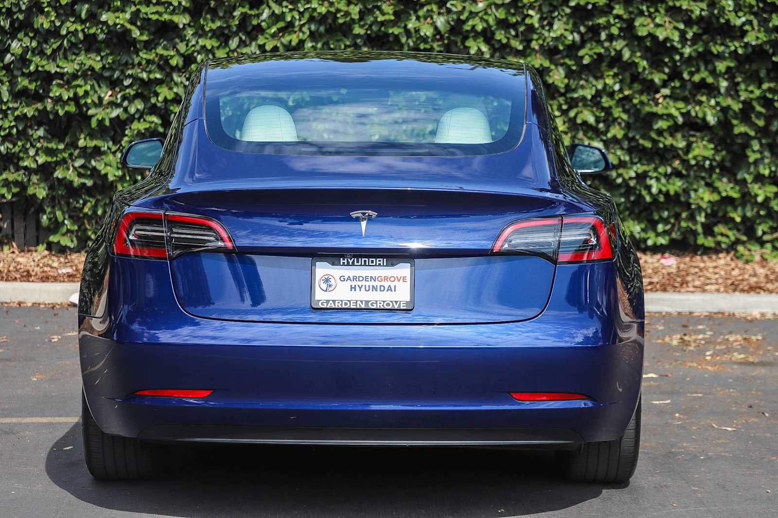 Used 2023 Tesla Model 3 Standard Range RWD image 7