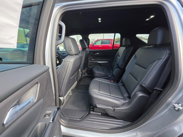 New 2026 Chevrolet Traverse LT image 23