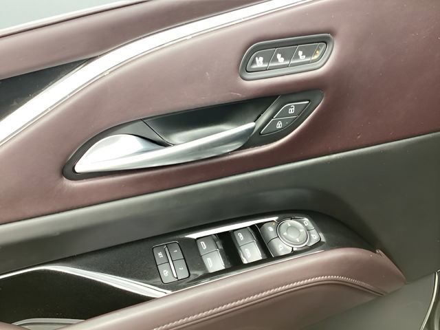 Used 2023 Cadillac Escalade ESV Sport Platinum w/ LPO, ONYX Package image 23