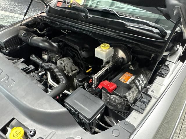 Used 2019 RAM 1500 Limited w/ Advanced Safety Group AWD/4WD image 33