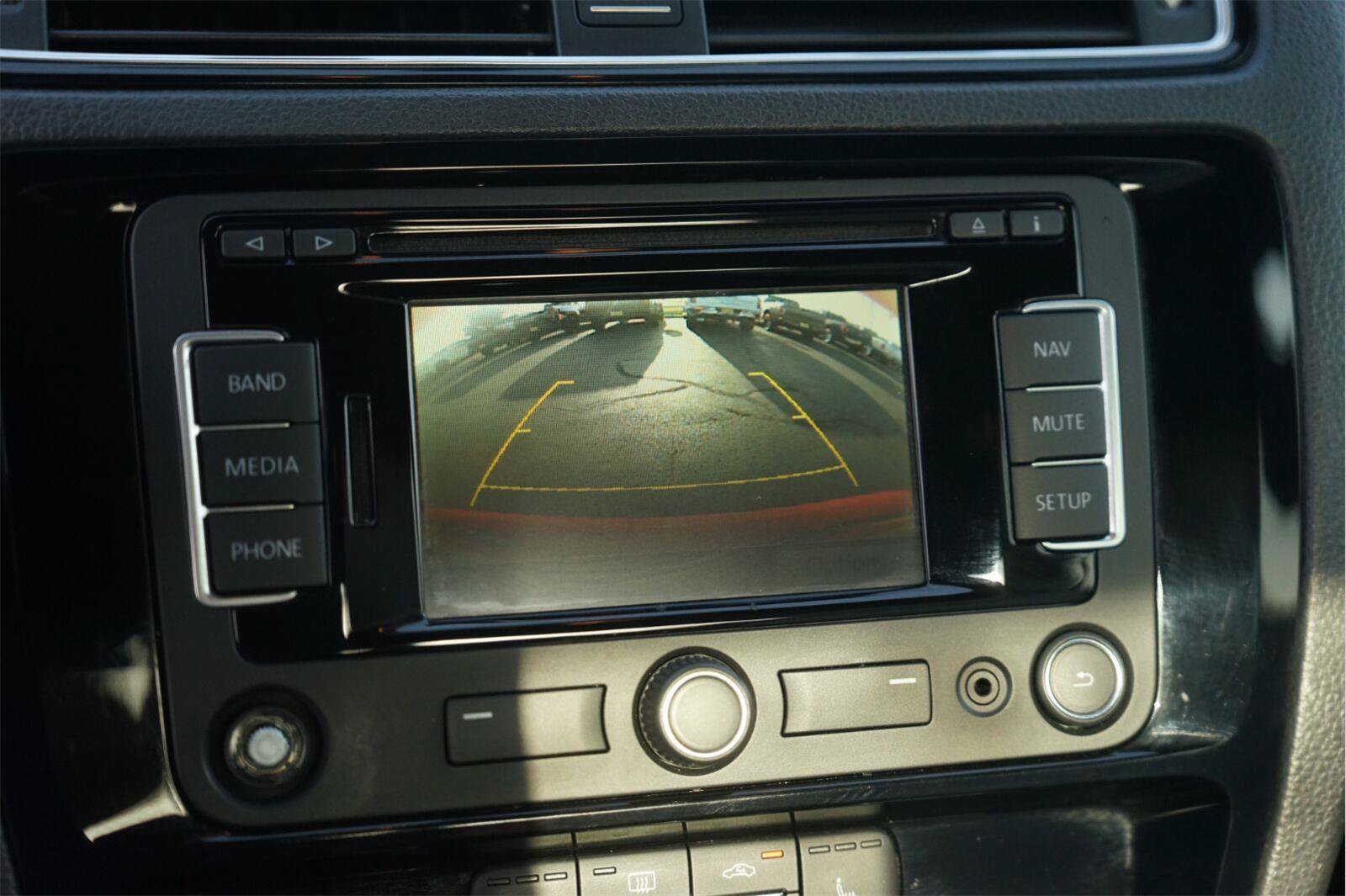 Used 2015 Volkswagen Jetta Sport FWD image 27