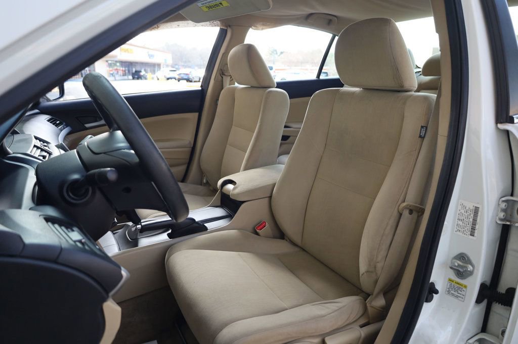 Used 2012 Honda Accord LX image 15