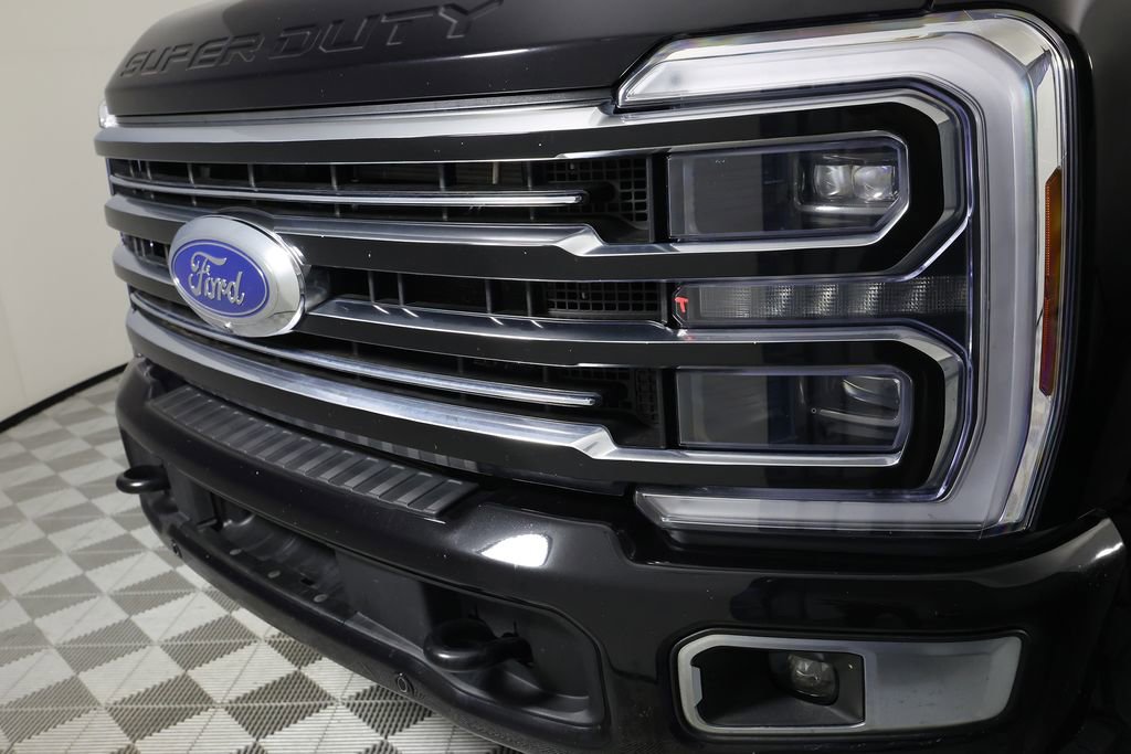 Used 2025 Ford F250 Platinum w/ Platinum Plus Package AWD/4WD image 43