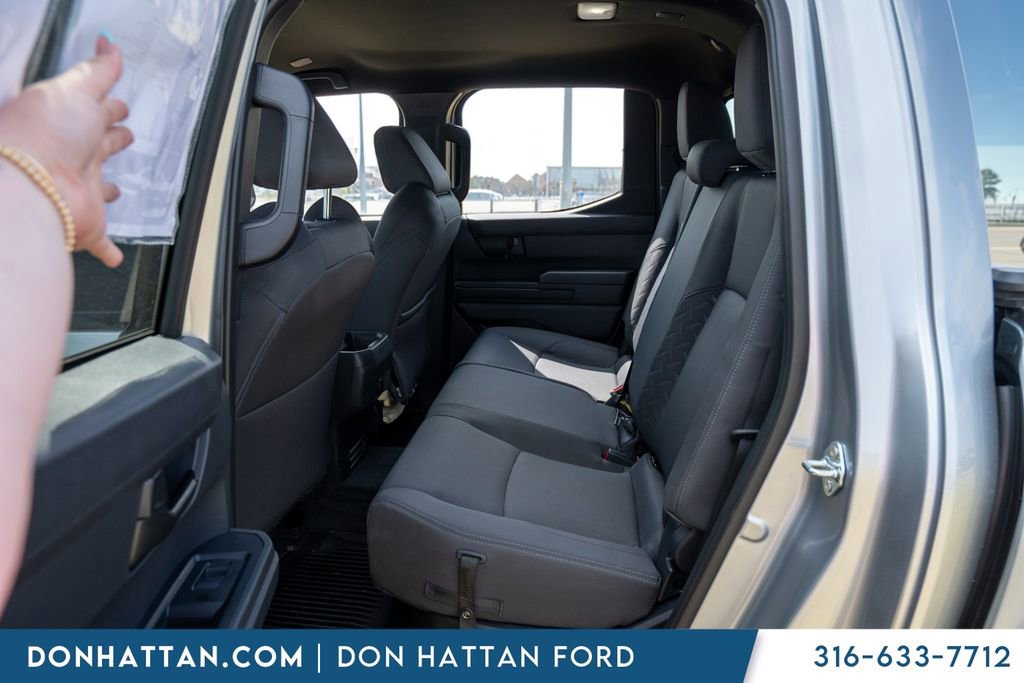 Used 2025 Toyota Tacoma SR5 w/ SR5 Upgrade Package image 20