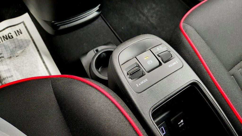 Used 2024 FIAT 500 e (RED) FWD image 16