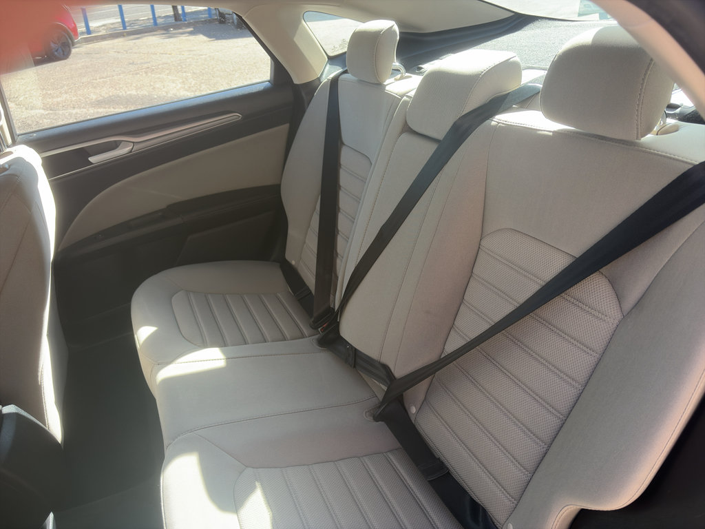Used 2020 Ford Fusion S FWD image 26
