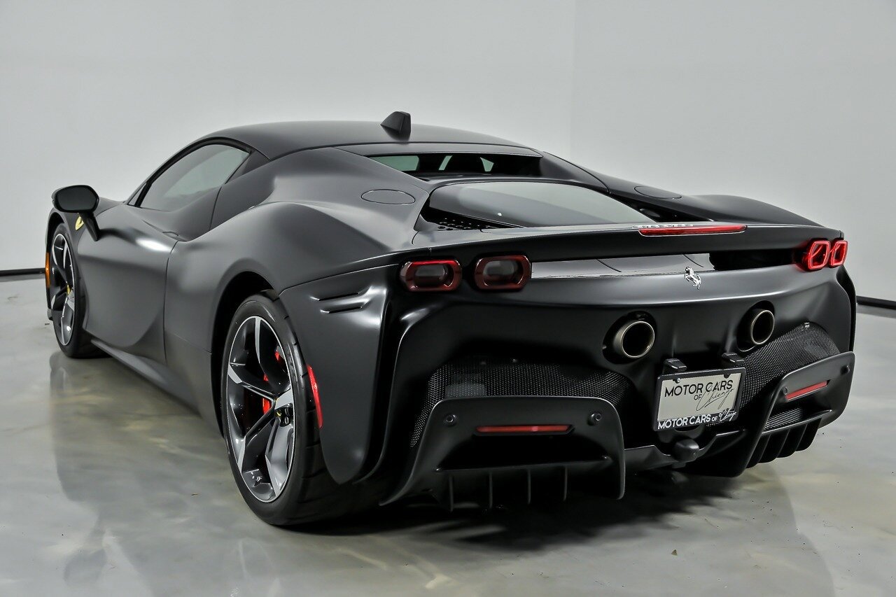 Used 2022 Ferrari SF90 Stradale image 10