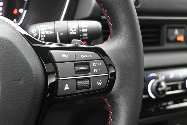 New 2026 Honda Pilot Black Edition image 4
