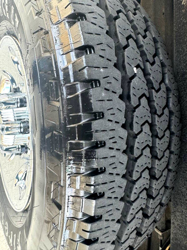 Used 2018 Chevrolet Express 2500 image 13