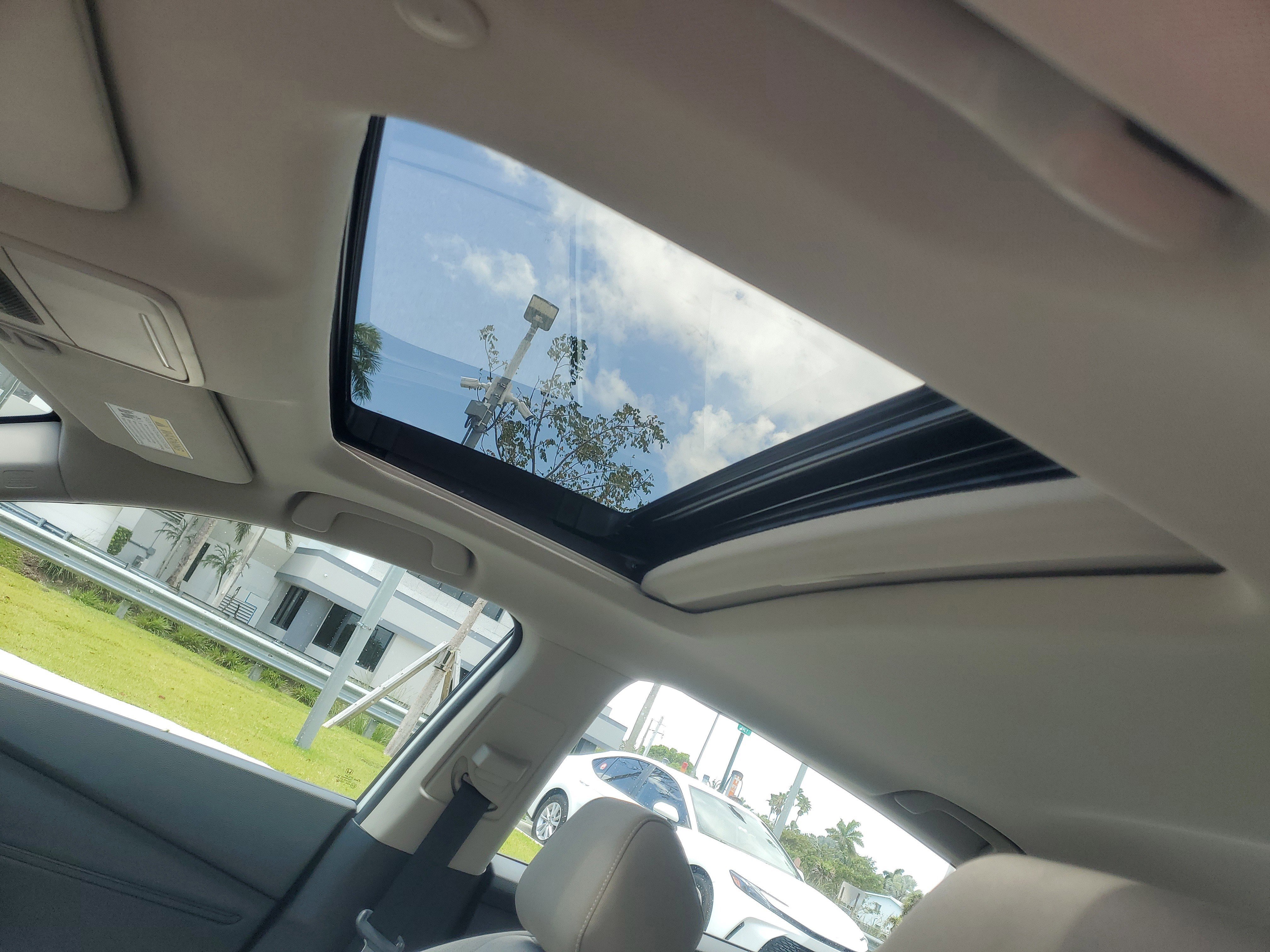 Used 2025 Honda Accord SE image 17