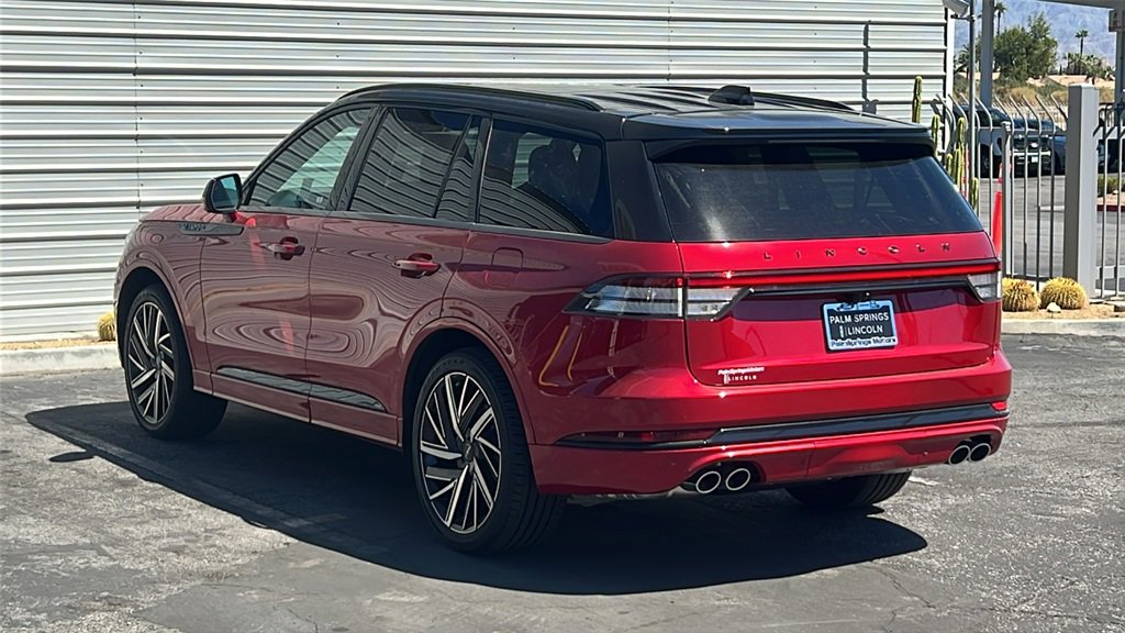 New 2025 Lincoln Aviator Black Label w/ Black Label Special Edition image 3