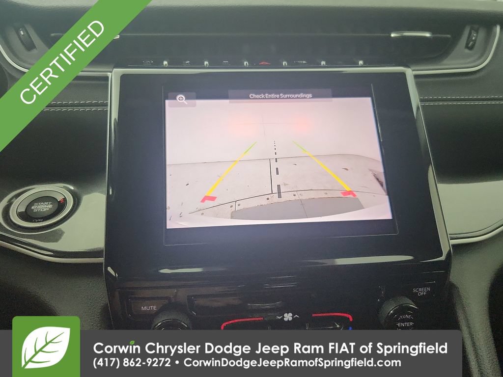 Used 2023 Jeep Grand Cherokee Laredo AWD/4WD image 24
