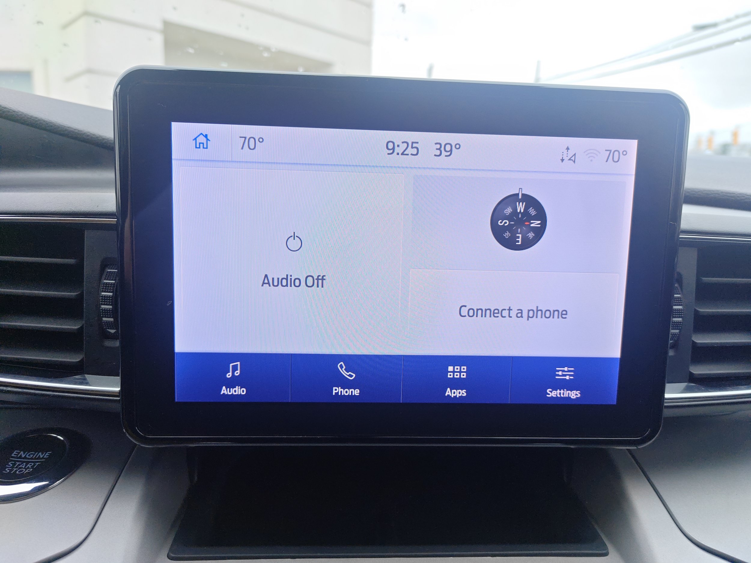 Used 2023 Ford Explorer XLT w/ Equipment Group 202A AWD/4WD image 20