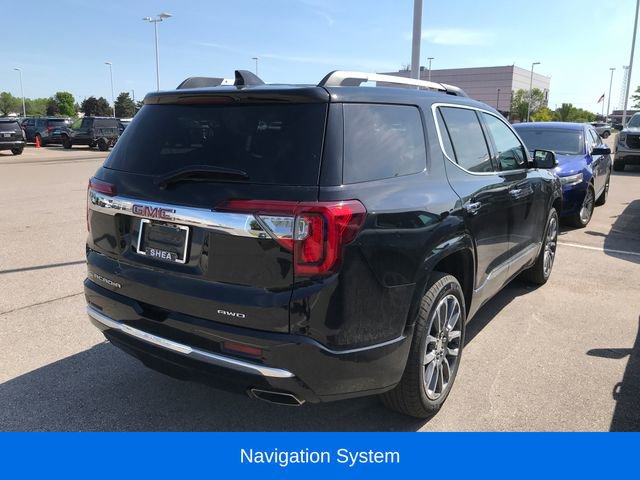 Used 2022 GMC Acadia Denali w/ Denali Ultimate Package AWD/4WD image 2