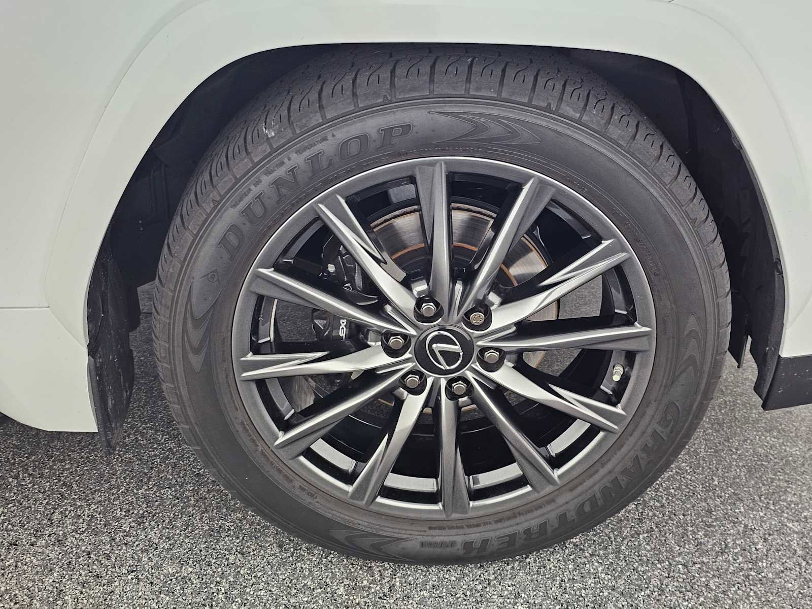 Used 2023 Lexus LX 600 F Sport w/ Accessory Package (Z1) image 9