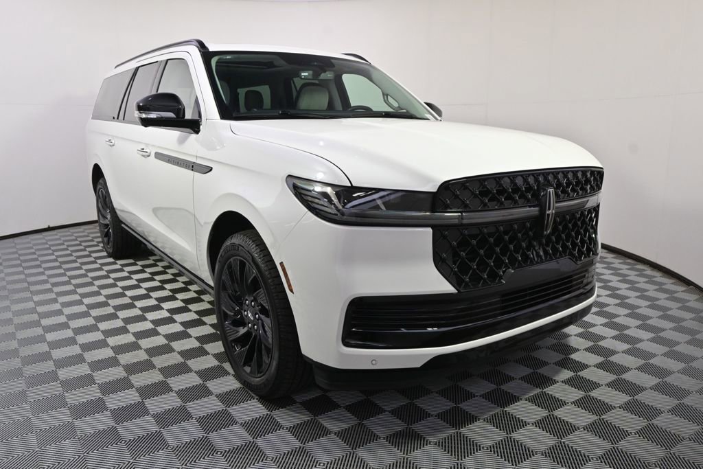 New 2026 Lincoln Navigator L Reserve w/ Jet Appearance Package image 9