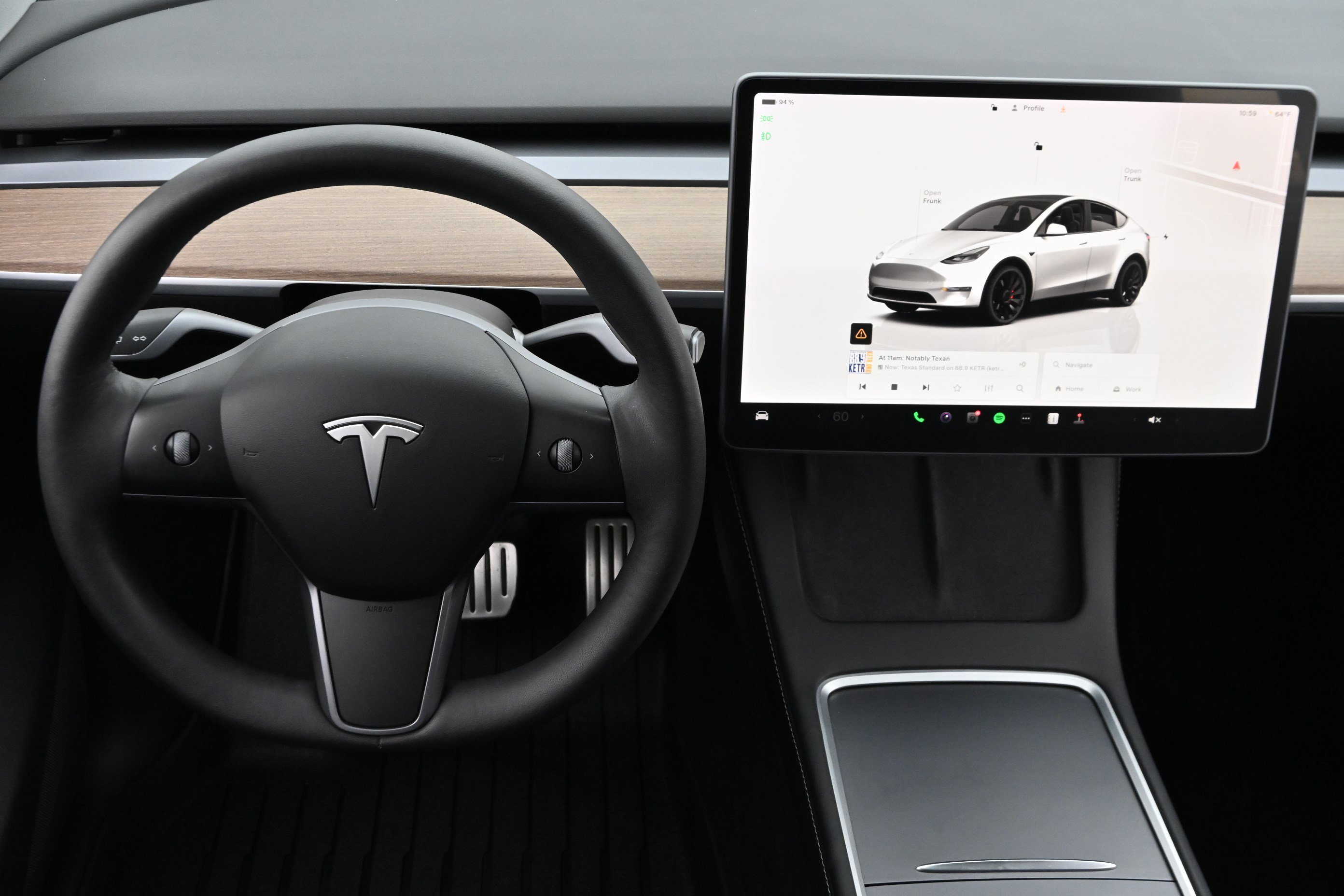 Used 2022 Tesla Model Y Performance AWD/4WD image 16