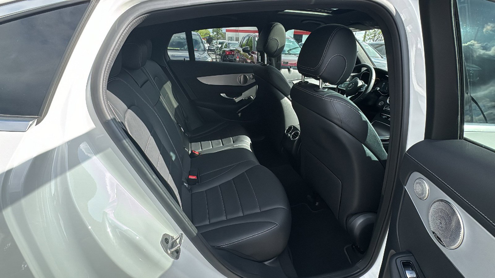 Used 2023 Mercedes-Benz GLC 300 4MATIC Coupe image 22