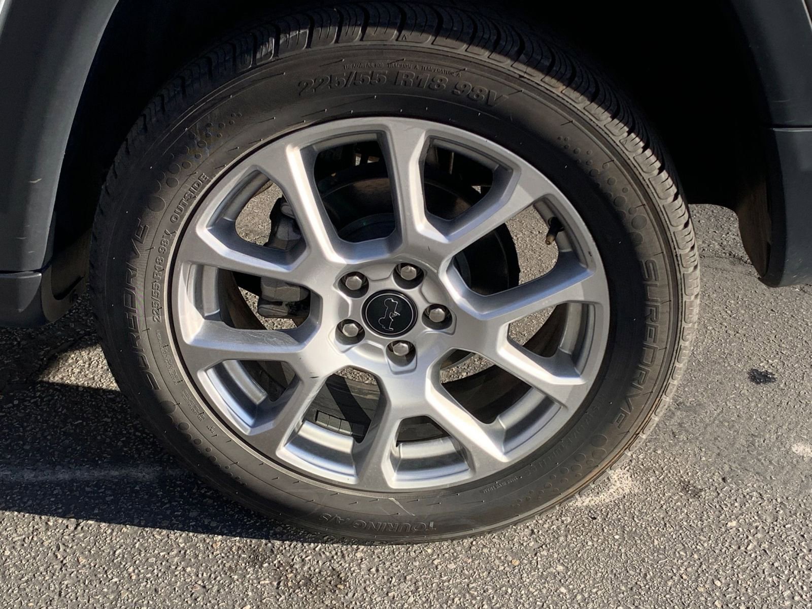 Used 2025 Jeep Compass Limited image 31