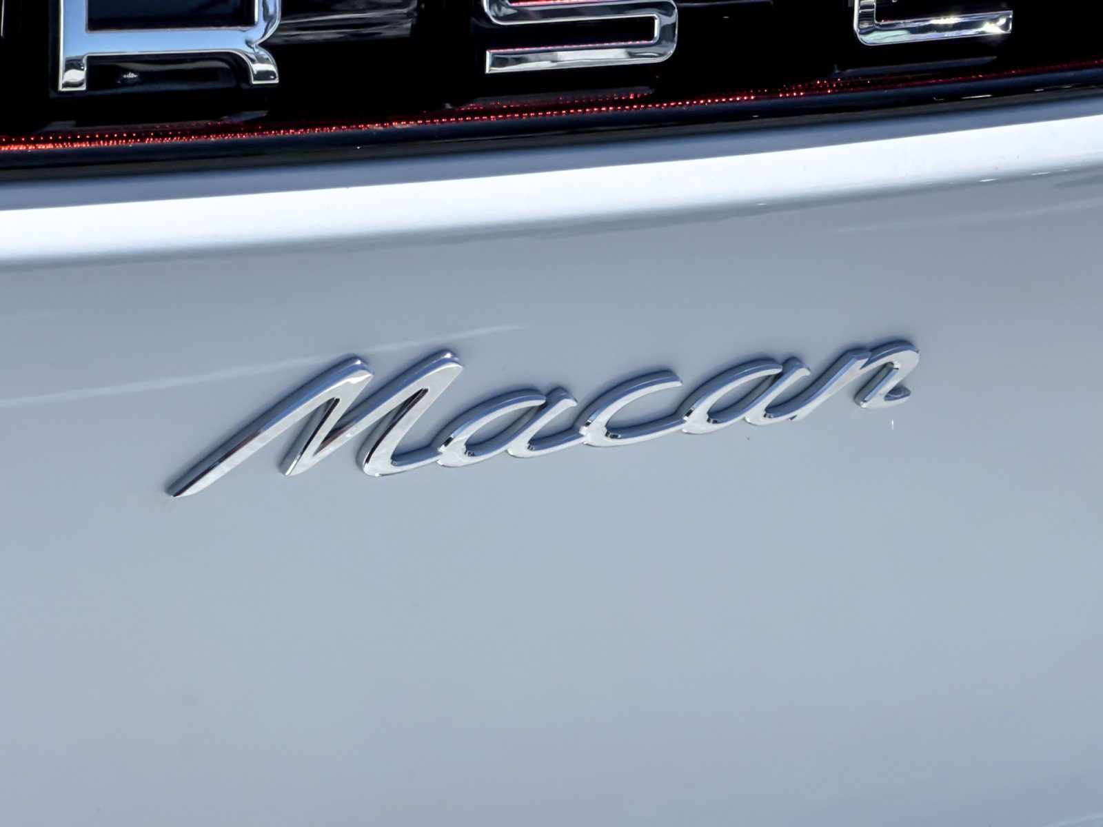 New 2026 Porsche Macan AWD/4WD image 27