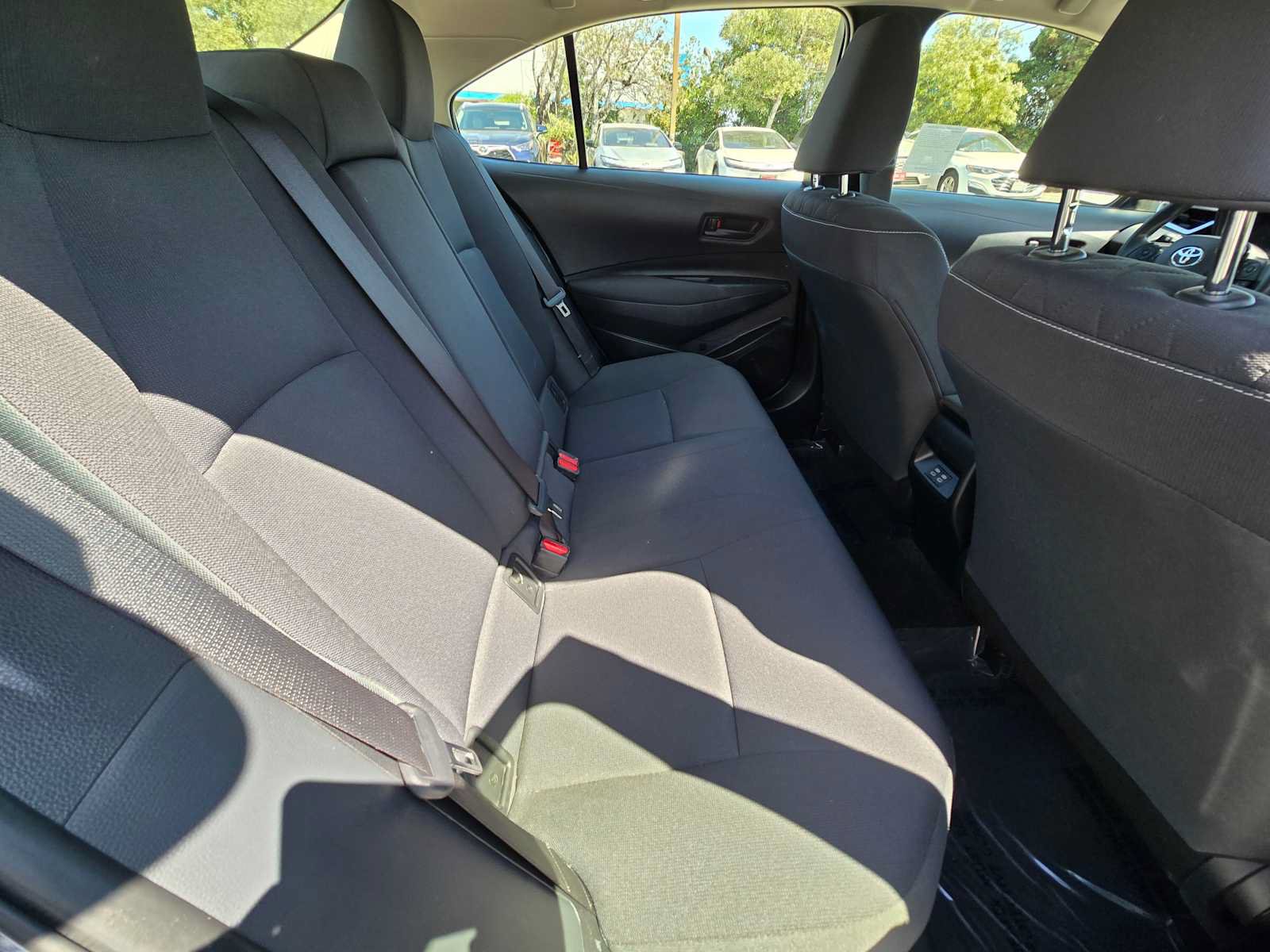 Used 2023 Toyota Corolla LE FWD image 14