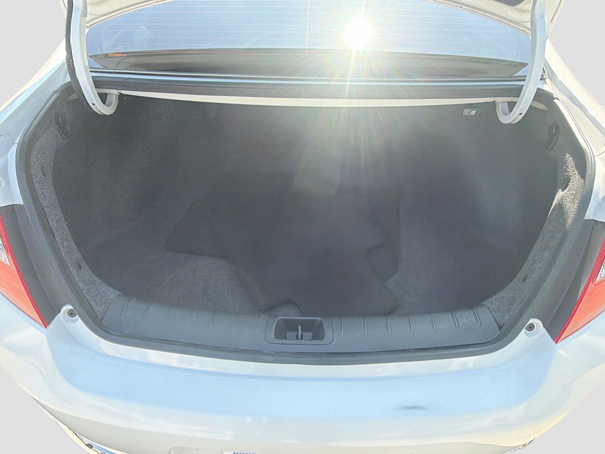 Used 2017 Honda Accord EX-L image 26
