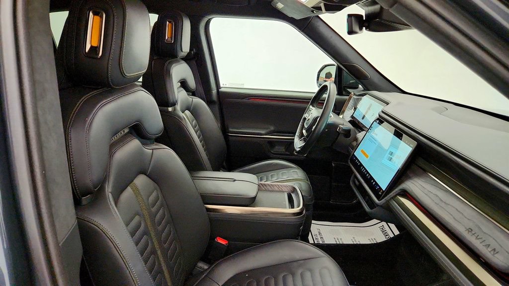 Used 2022 Rivian R1T Adventure AWD/4WD image 25