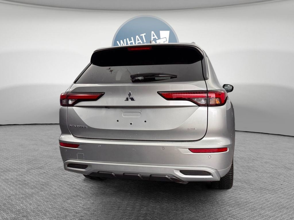 Used 2023 Mitsubishi Outlander SEL image 5