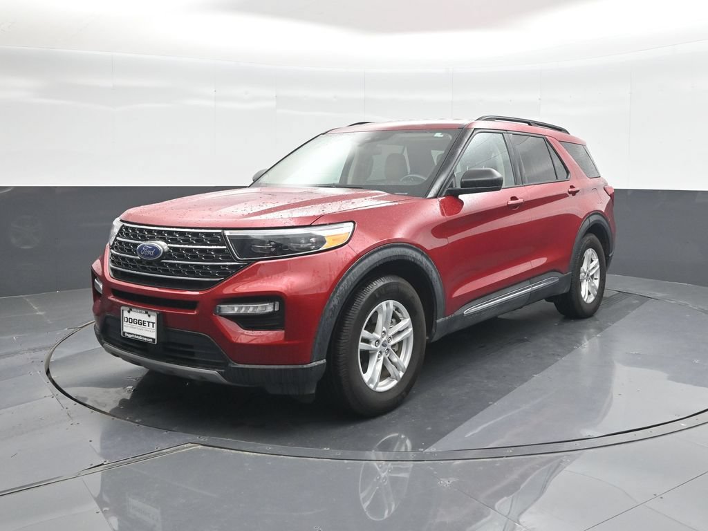 Certified 2022 Ford Explorer XLT w/ Equipment Group 202A