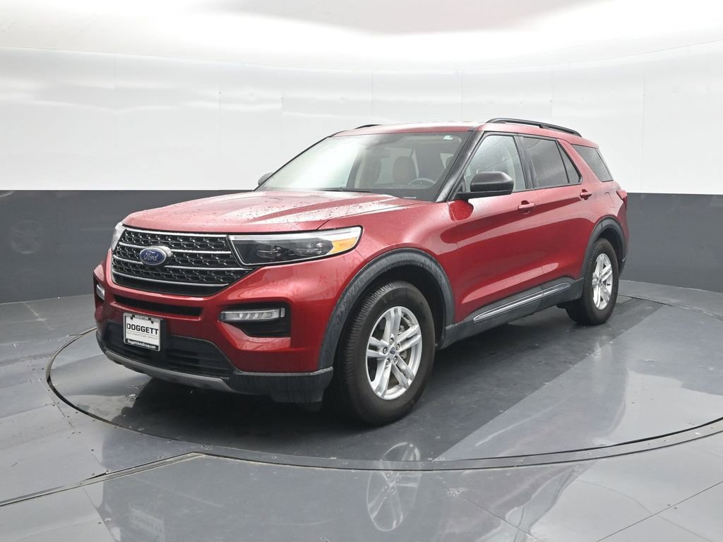 Certified 2022 Ford Explorer XLT w/ Equipment Group 202A RWD image 1