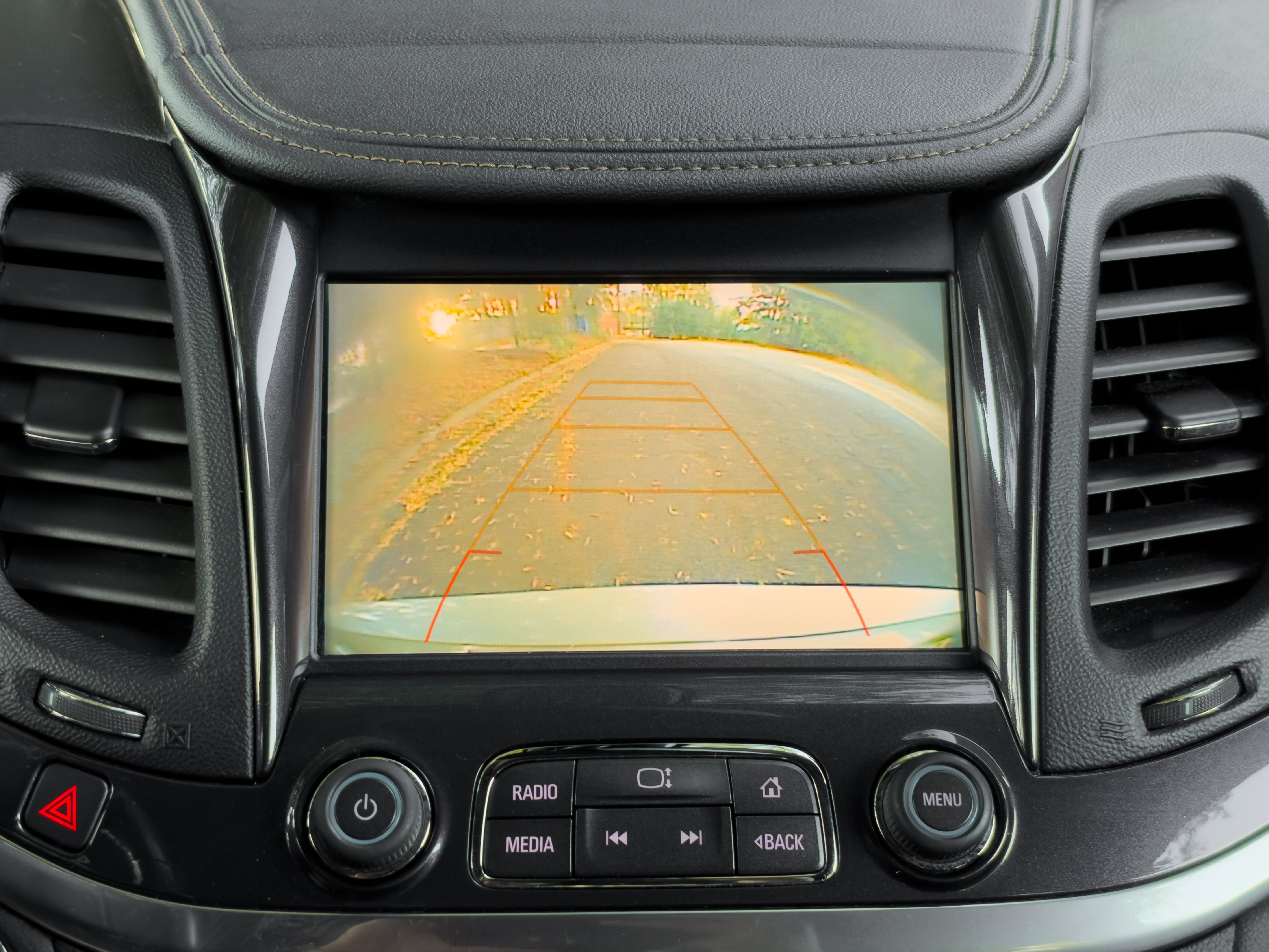 Used 2018 Chevrolet Impala LT FWD image 12