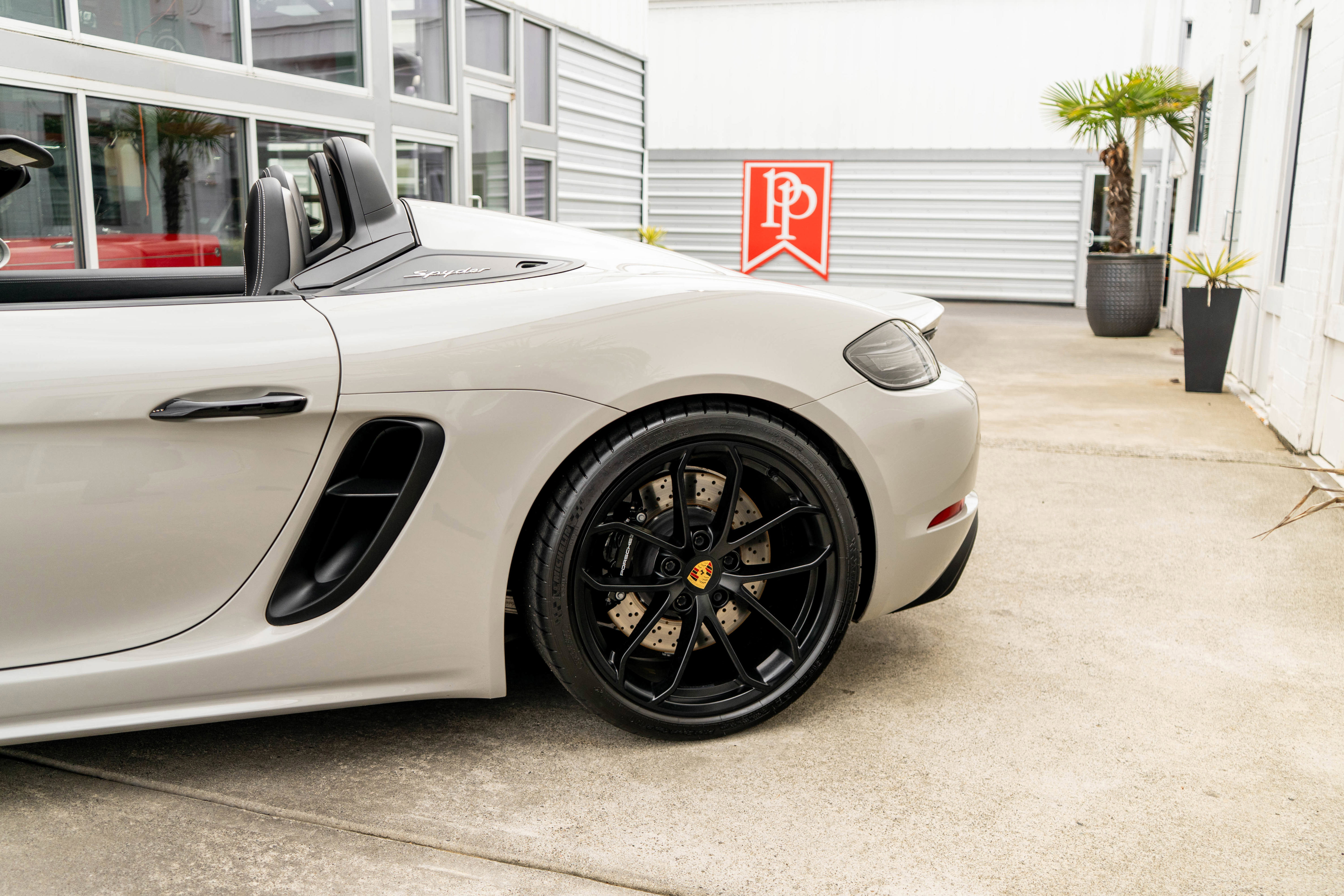 Used 2022 Porsche 718 Boxster Spyder w/ Light Design Package RWD image 5