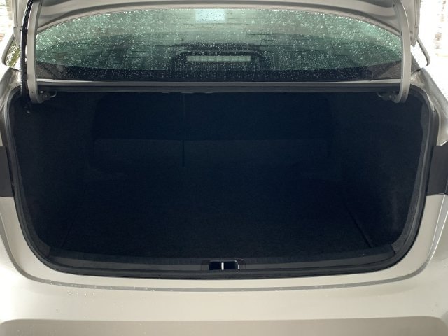 Used 2025 Toyota Corolla LE FWD image 38