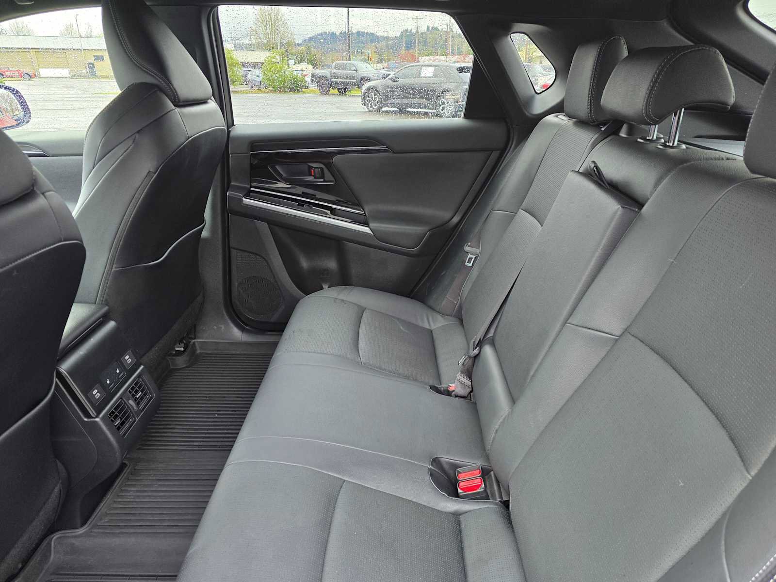 Used 2024 Toyota bZ4X Limited image 16