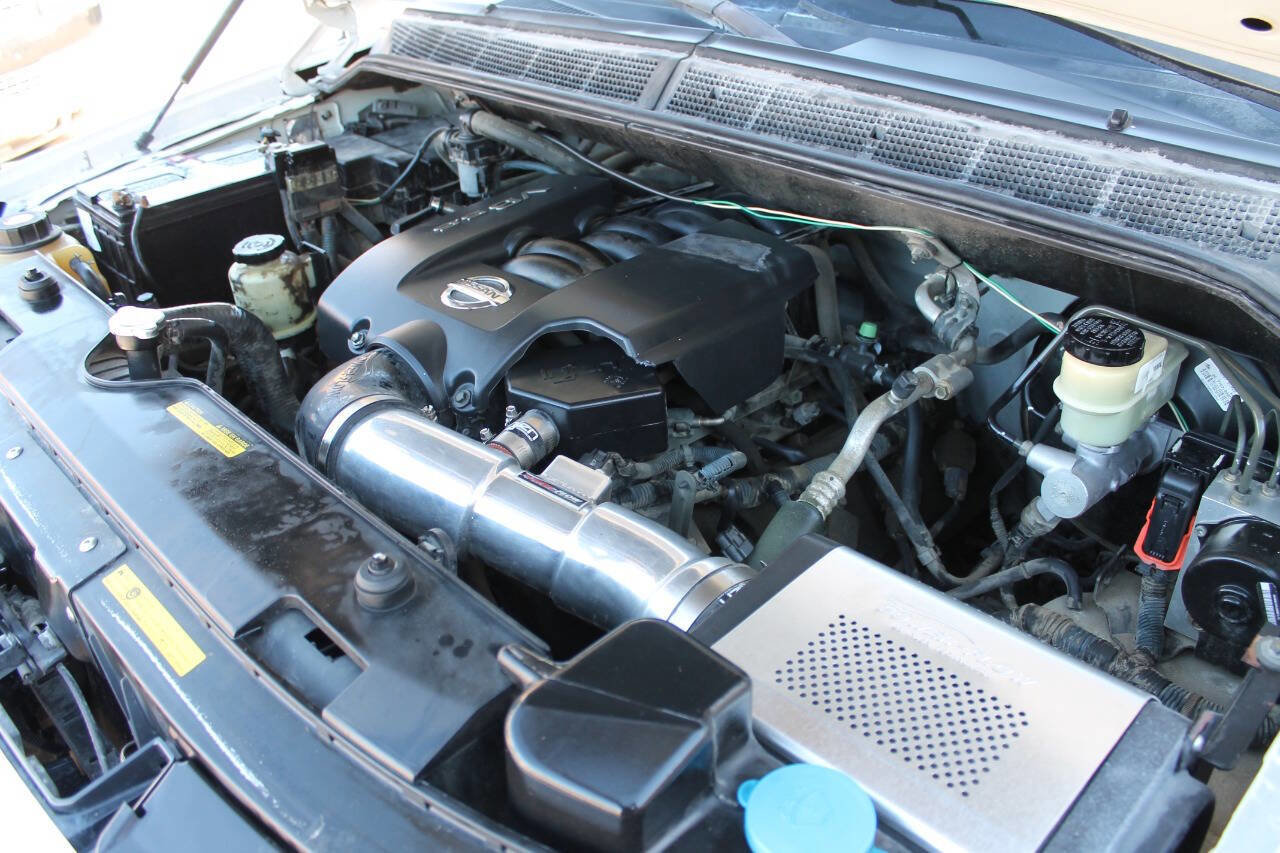 Used 2005 Nissan Titan LE w/ (R02) LE Off-Road Pkg image 48