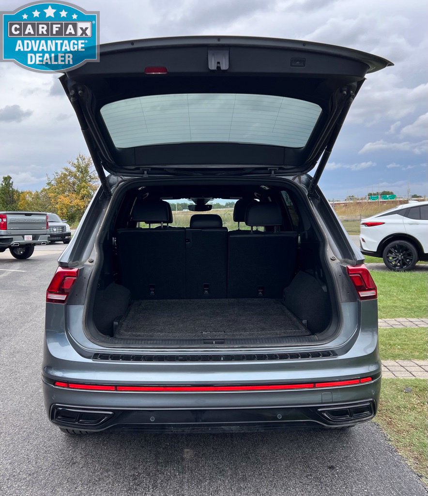 Used 2022 Volkswagen Tiguan SE R-Line AWD/4WD image 23