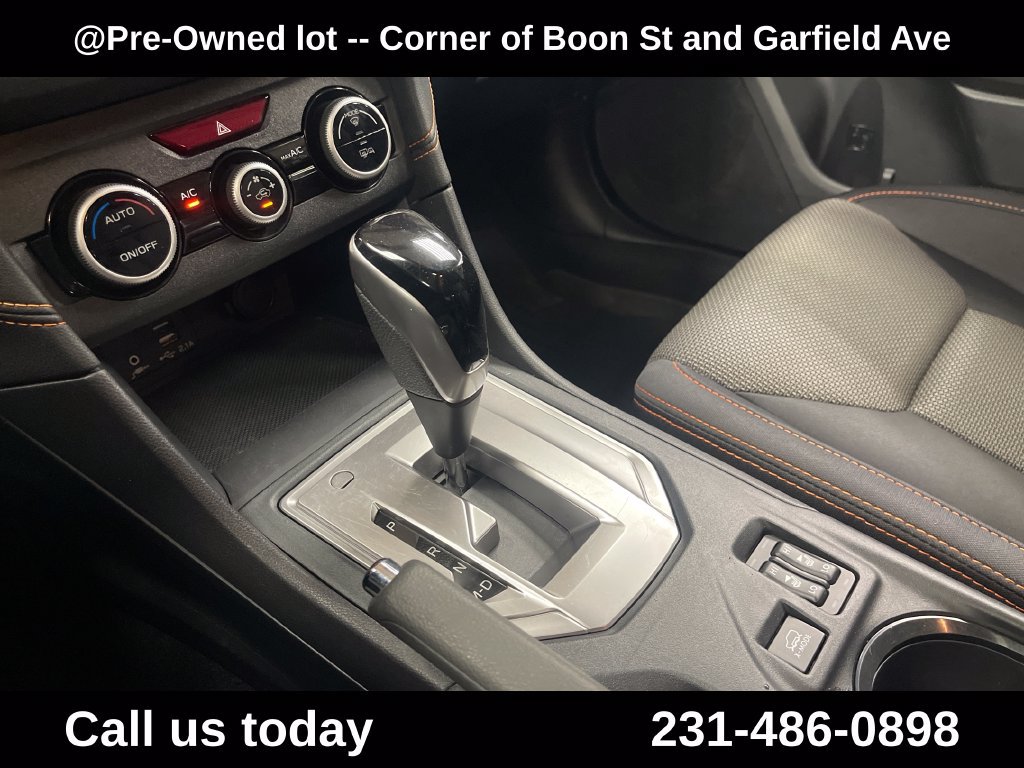 Used 2021 Subaru Crosstrek 2.0i Premium w/ Moonroof Package AWD/4WD image 23
