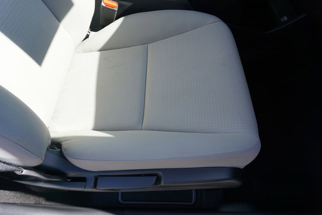 Used 2020 Honda HR-V LX image 62