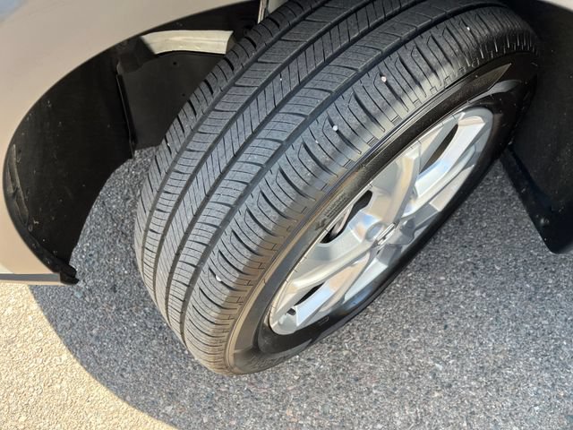 Certified 2025 Honda HR-V LX image 20