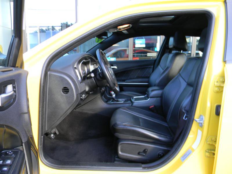 Used 2017 Dodge Charger SXT w/ AWD Plus Group image 11