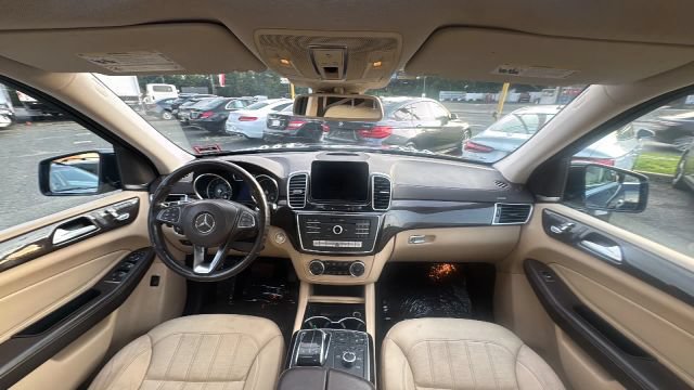 Used 2017 Mercedes-Benz GLS 450 4MATIC image 24