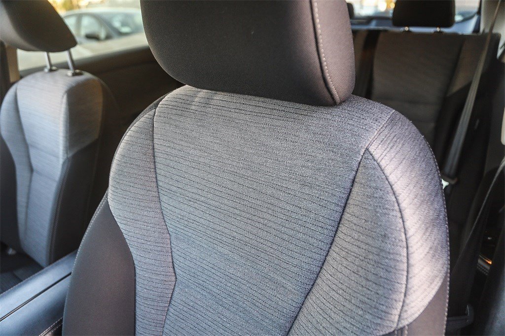 Used 2023 Nissan Rogue SV image 24